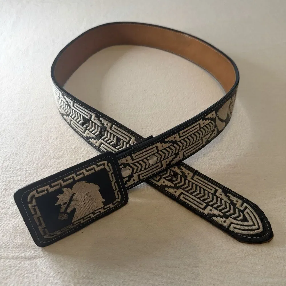YAC Leather & Silk Design Embroidered Horse Belt Black White Size 34 Mexico